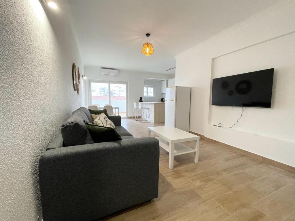 Albufeira Centre Apartment With Pool Exterior photo