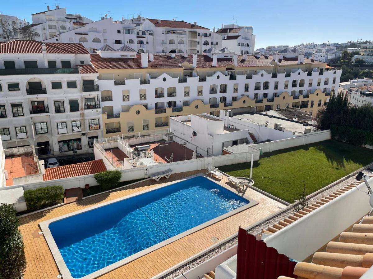 Albufeira Centre Apartment With Pool Exterior photo